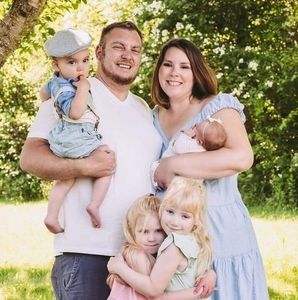 Meet your Posher, Mallory